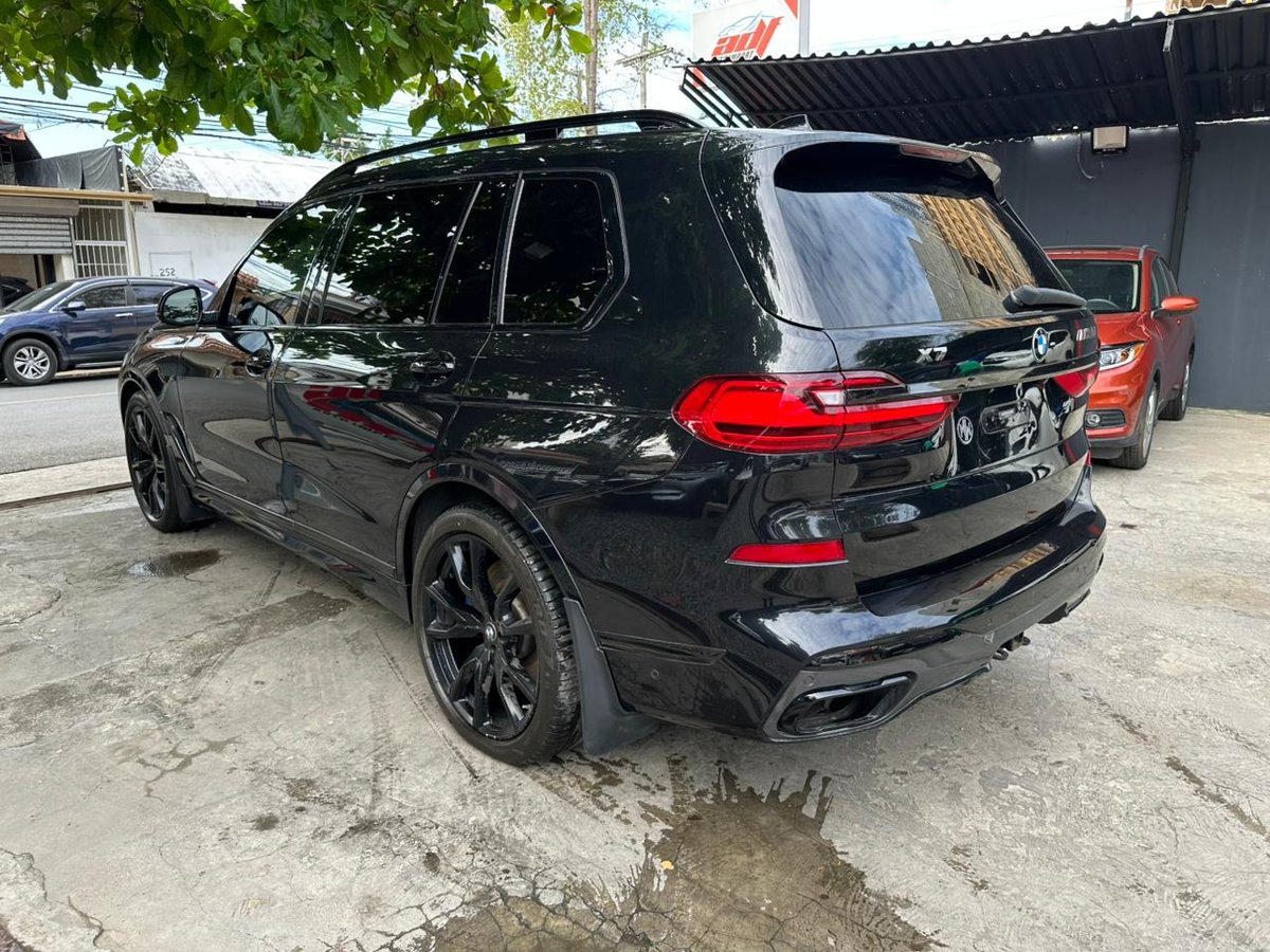 BMW X7 M50i 2020 - foto 3 de 10