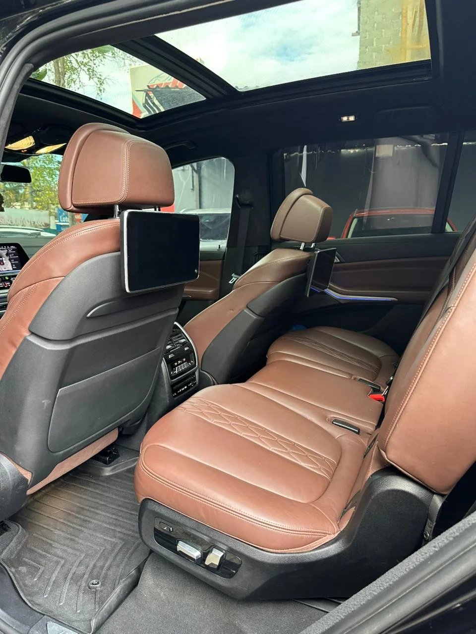 BMW X7 M50i 2020 - foto 9 de 10