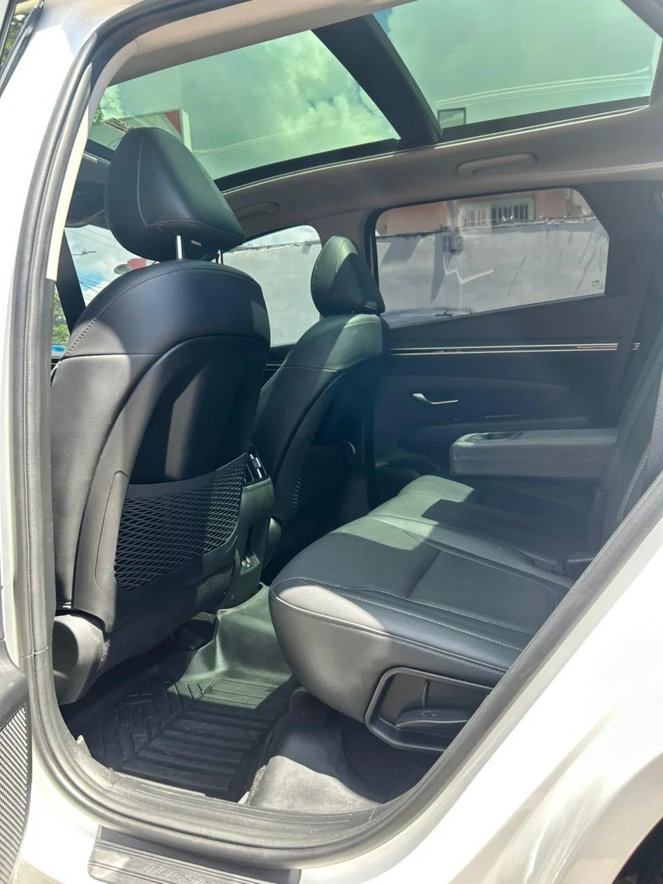 Hyundai Tucson LIMITED 2023 - foto 6 de 11