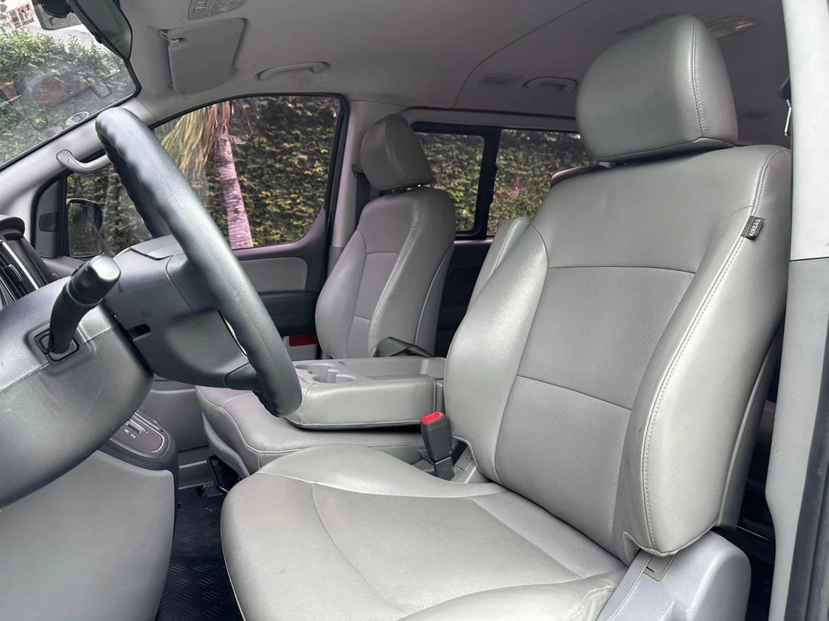 Hyundai Starex H-1 2018 - foto 8 de 14