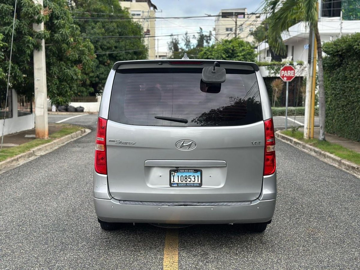 Hyundai Starex H-1 2018 - foto 6 de 14