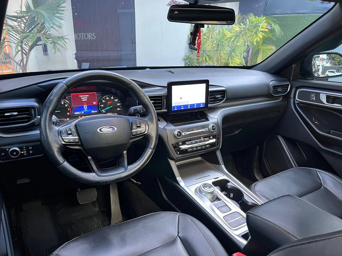 Ford Explorer XLT 2021 - foto 7 de 9