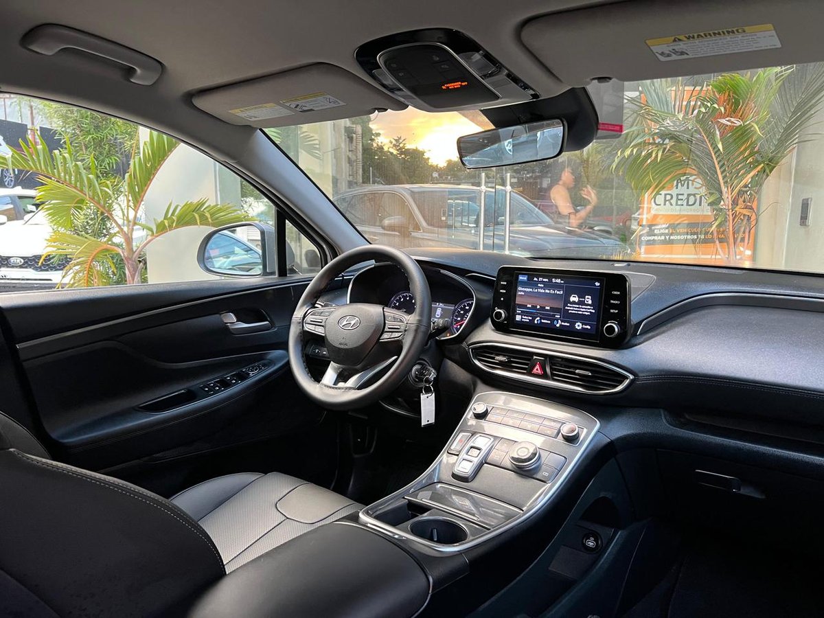 Hyundai Santa Fe SE 2021 - foto 7 de 9