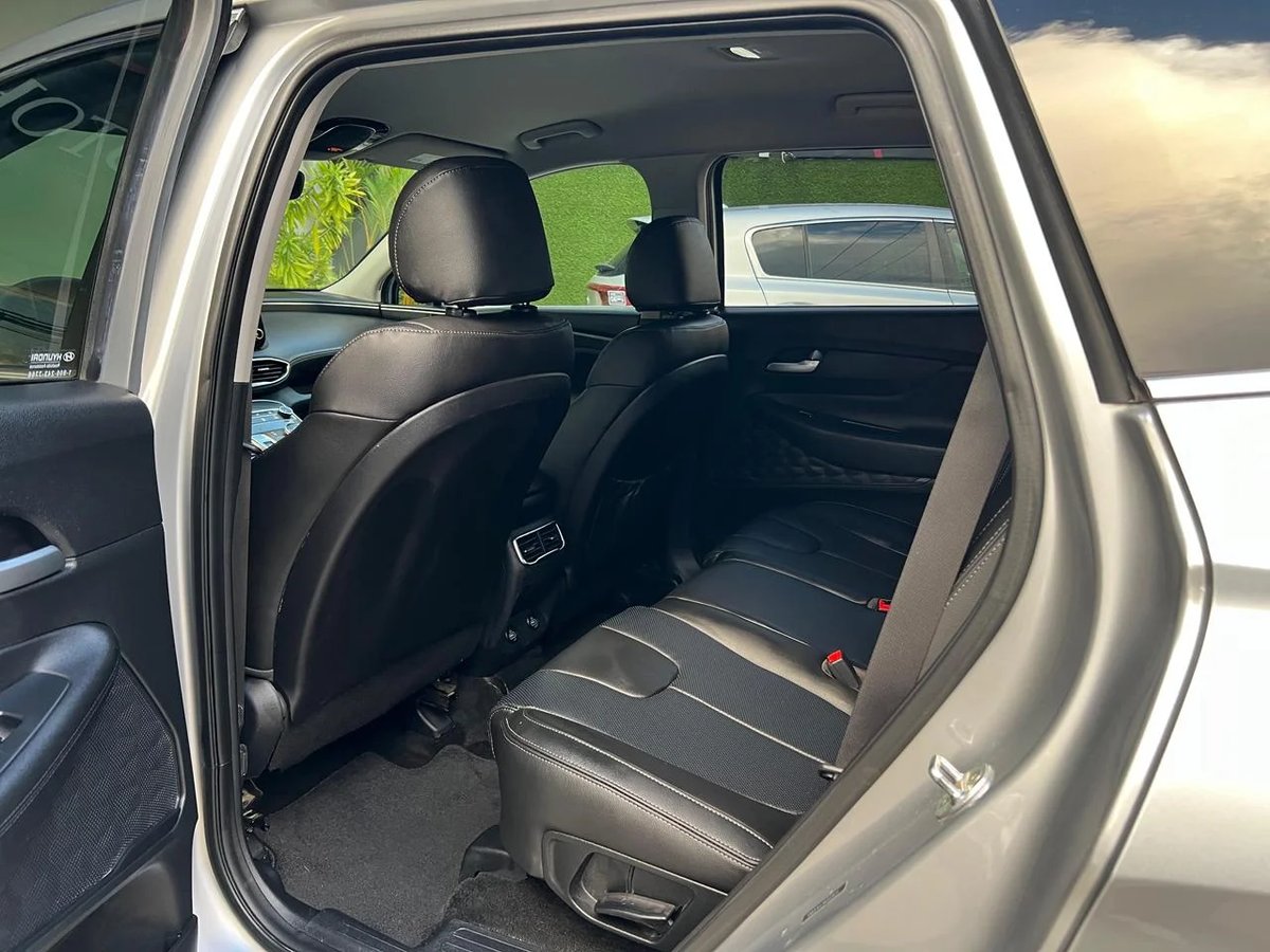 Hyundai Santa Fe SE 2021 - foto 9 de 9