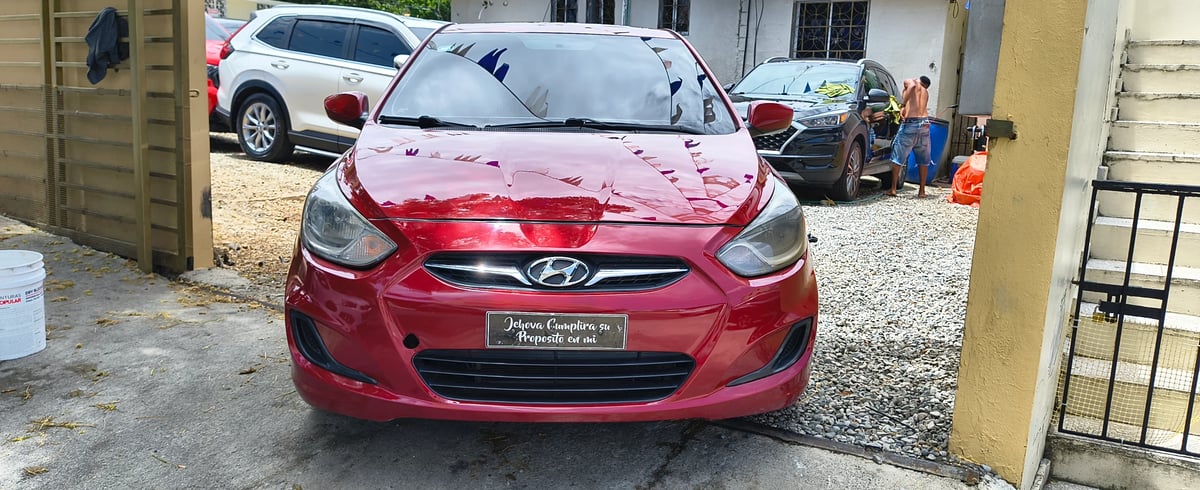 Hyundai Accent GLS 2013 en venta - vista principal