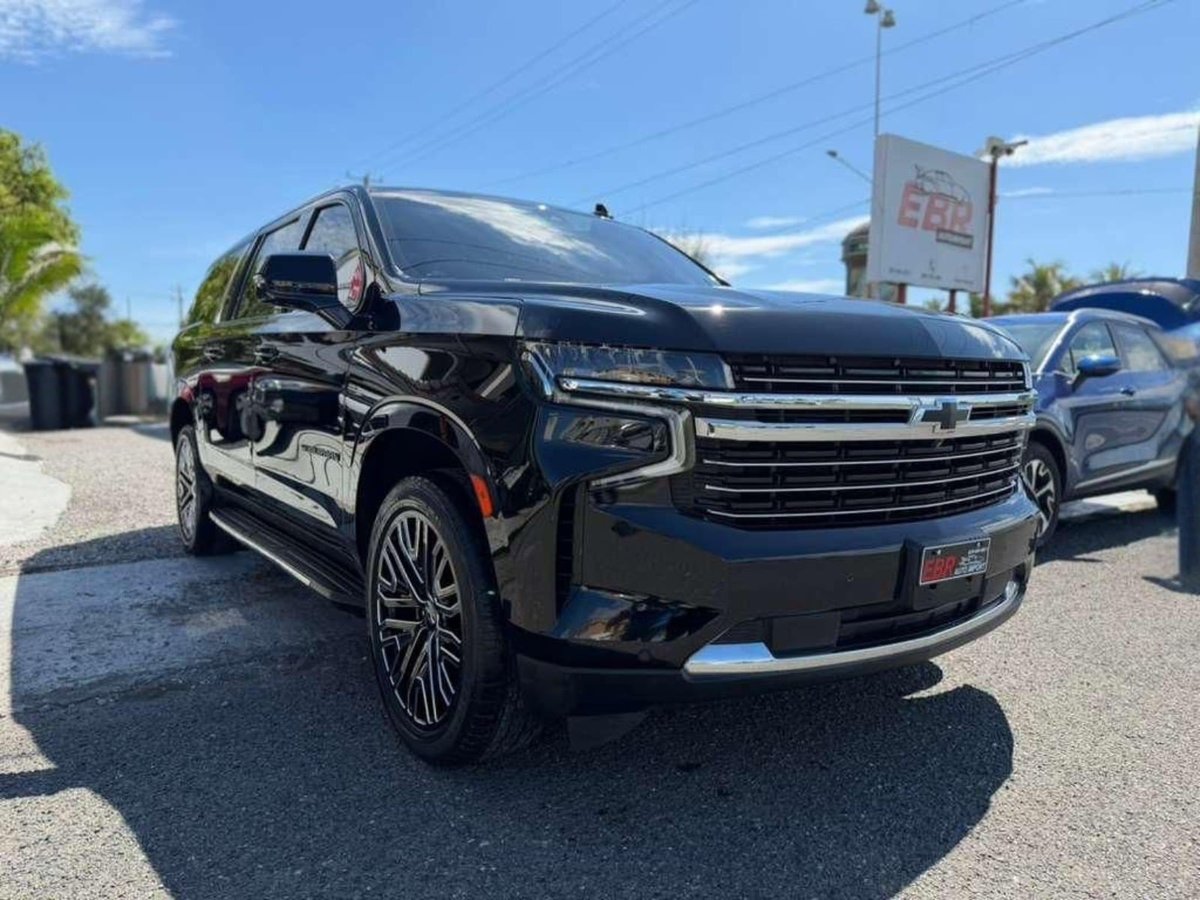 Chevrolet Suburban LTZ 2021 - foto 2 de 9