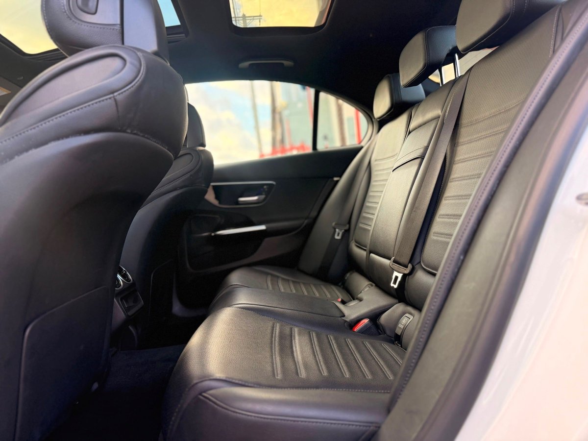Mercedes Benz C 300 AMG 2022 - foto 8 de 8