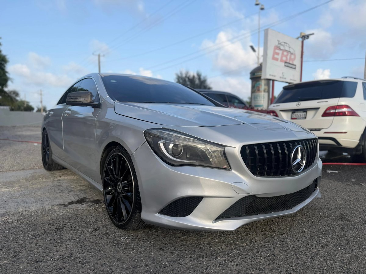 Mercedes Benz CLA 250 2014 - foto 2 de 7