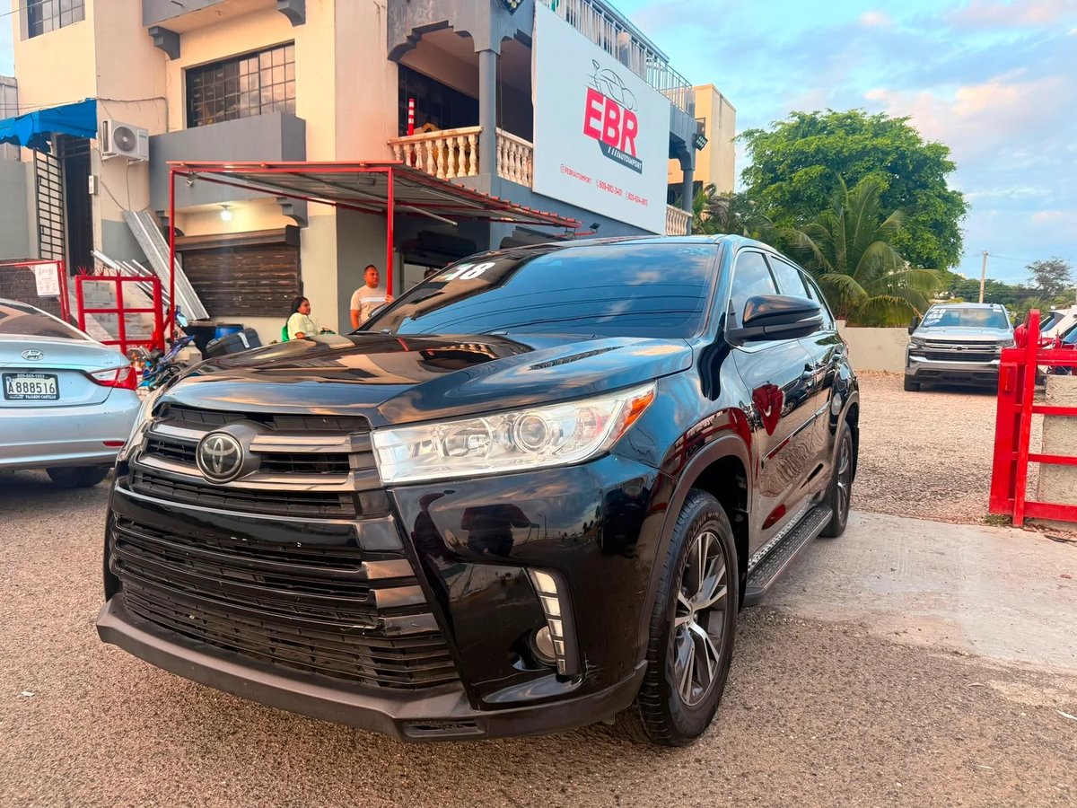 Toyota Highlander LE Plus 2018 en venta - vista principal