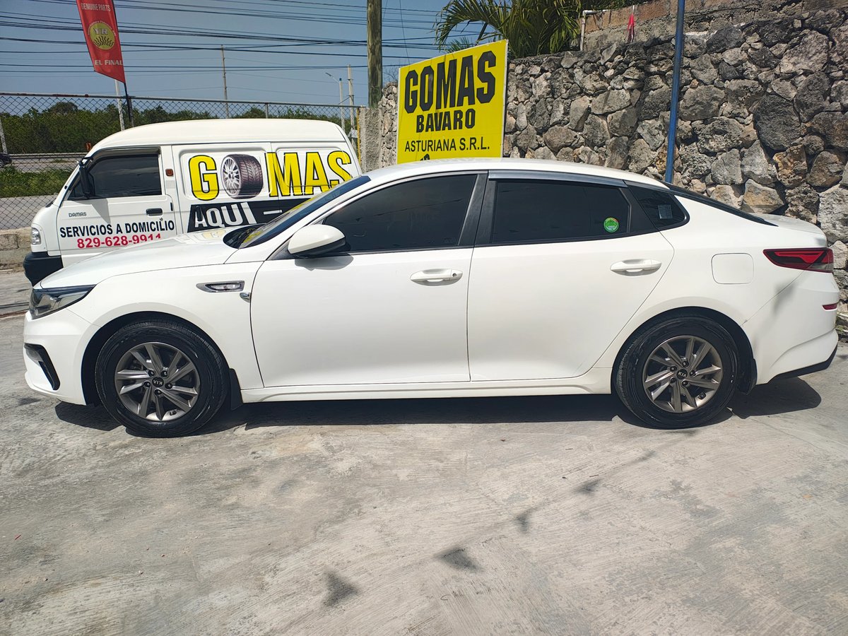 Kia K-5 Deluxe 2022 - foto 2 de 12