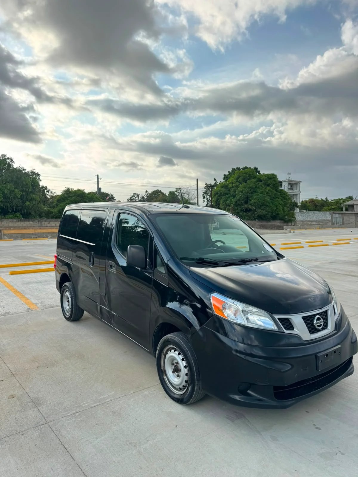 Nissan NV 200 2020 - foto 2 de 10