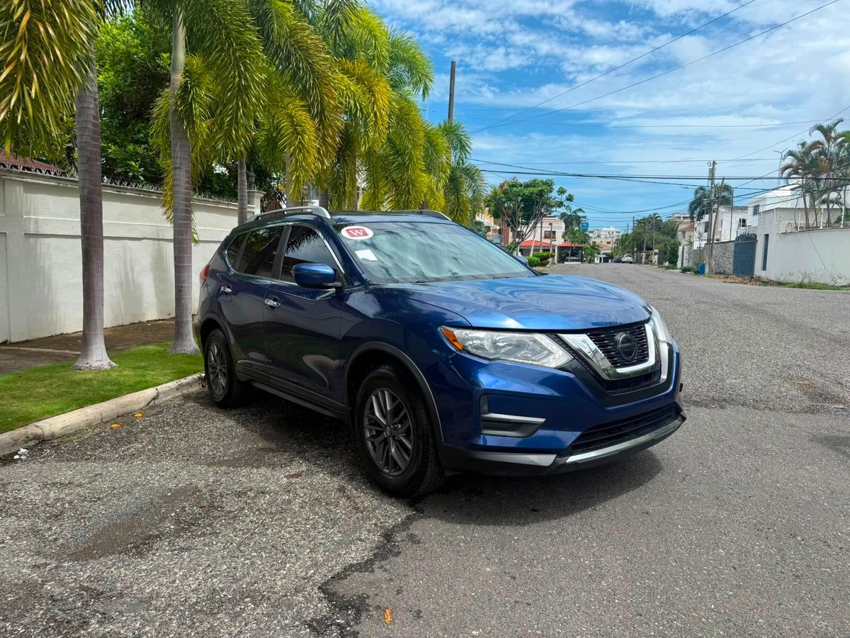 Nissan Rogue SV FULL 2020 - foto 2 de 10