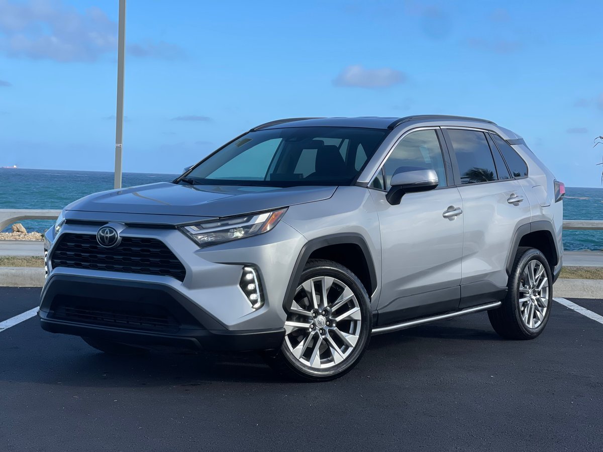 Toyota RAV4 XLE 2024 en venta - vista principal