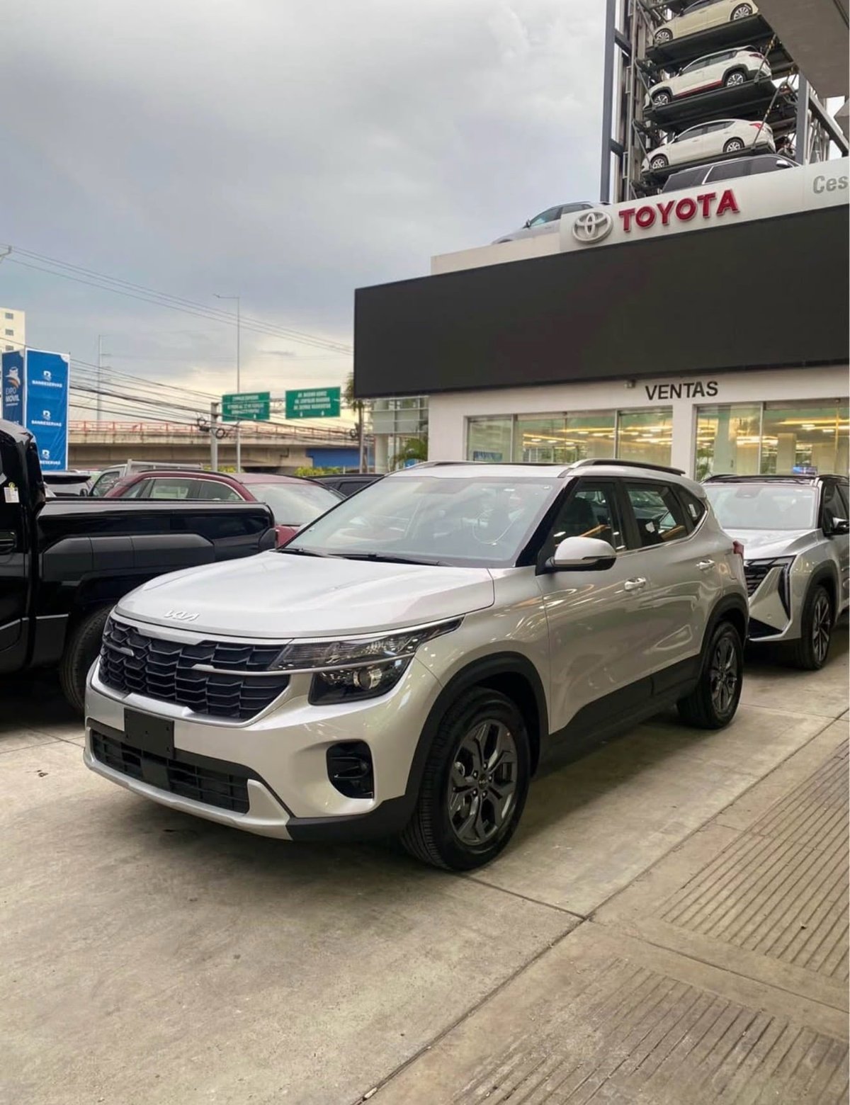 Kia Seltos Luxury 2026 en venta - vista principal