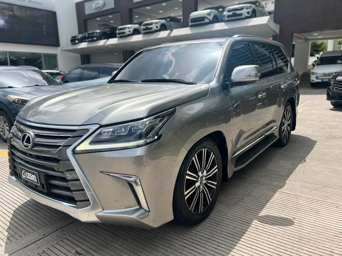 Lexus LX 570 2020 en venta - vista principal