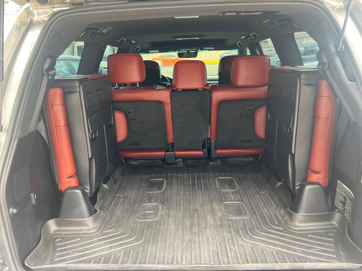 Lexus LX 570 2020 - foto 10 de 10