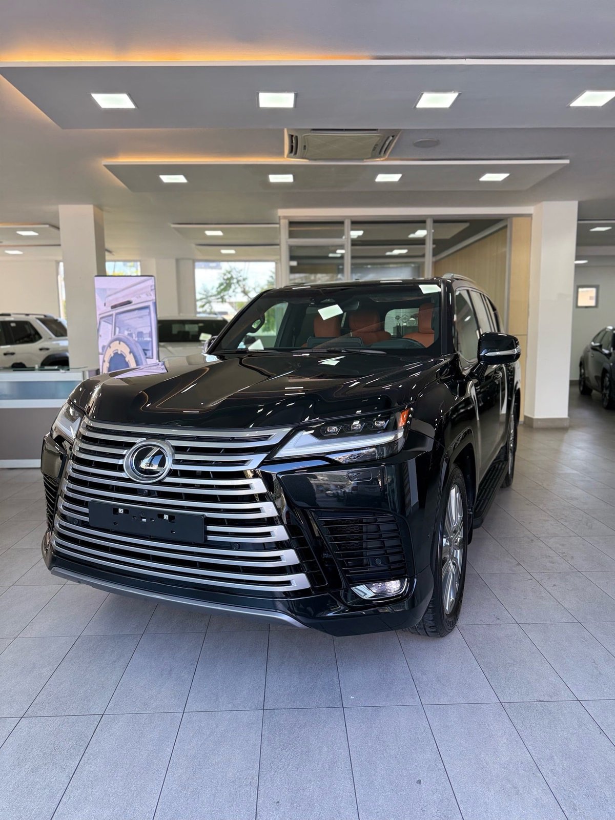 Lexus LX 700 VIP 2027 en venta - vista principal