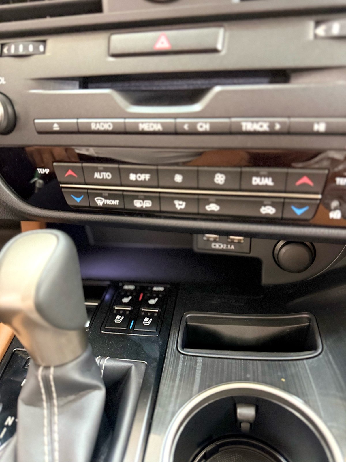 Lexus RX 350 2022 - foto 10 de 10