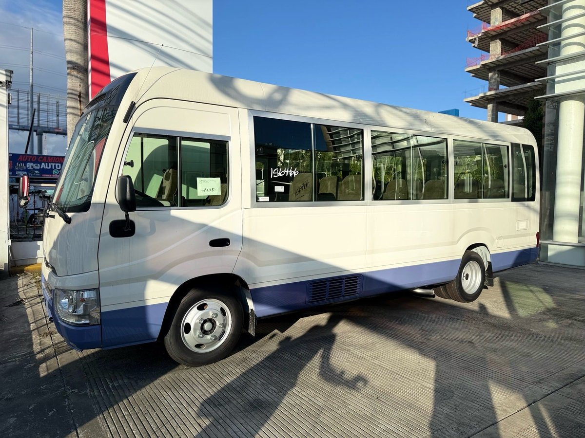 Toyota Coaster 2026 en venta - vista principal