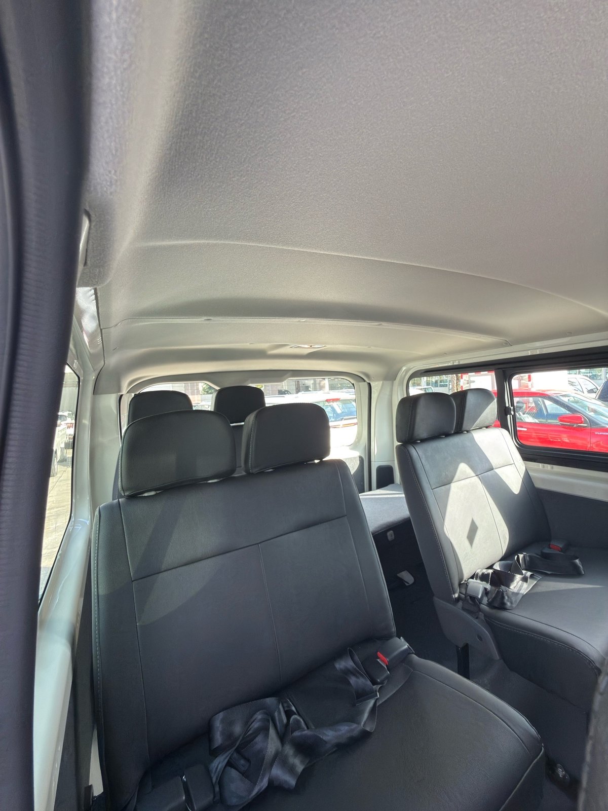 Toyota Hiace 2026 - foto 8 de 8