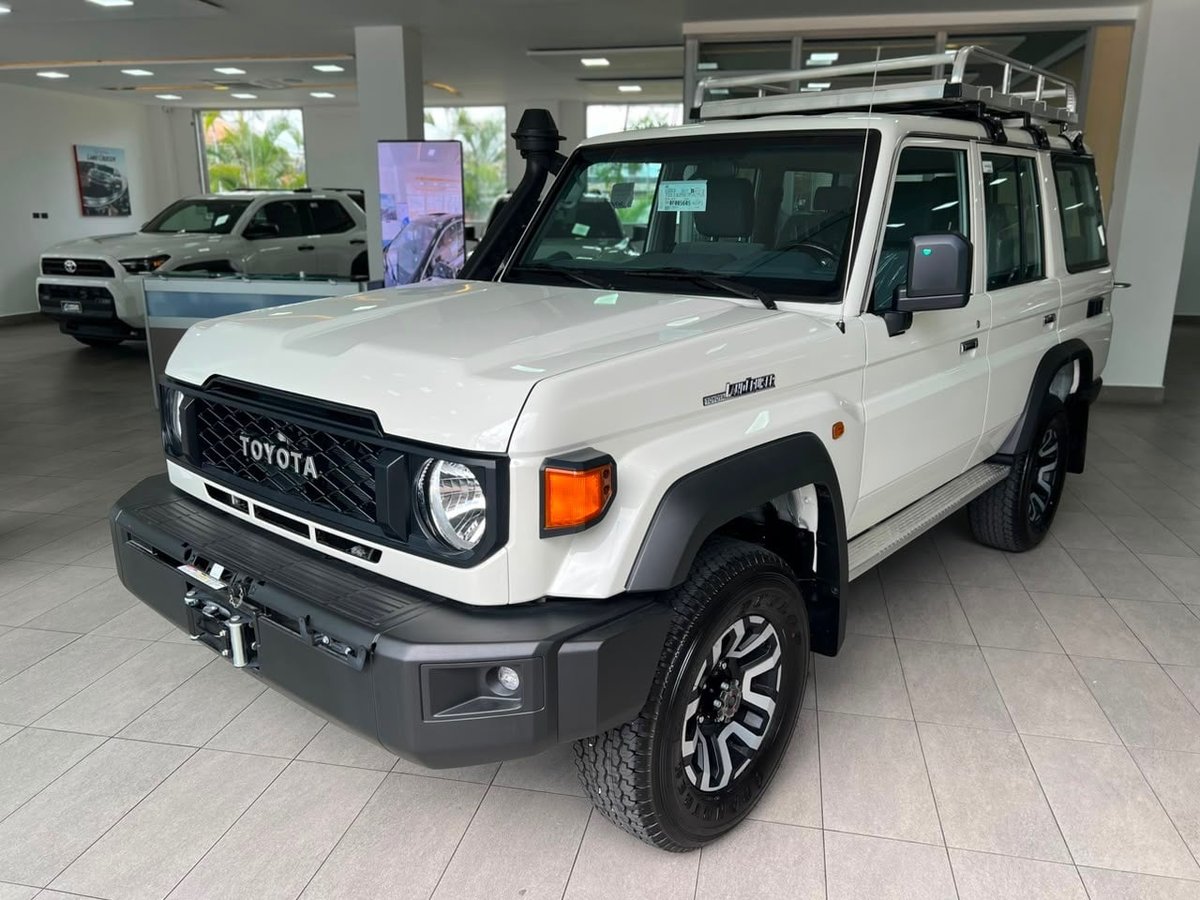 Toyota Land Cruiser LX Serie 70 2027 en venta - vista principal