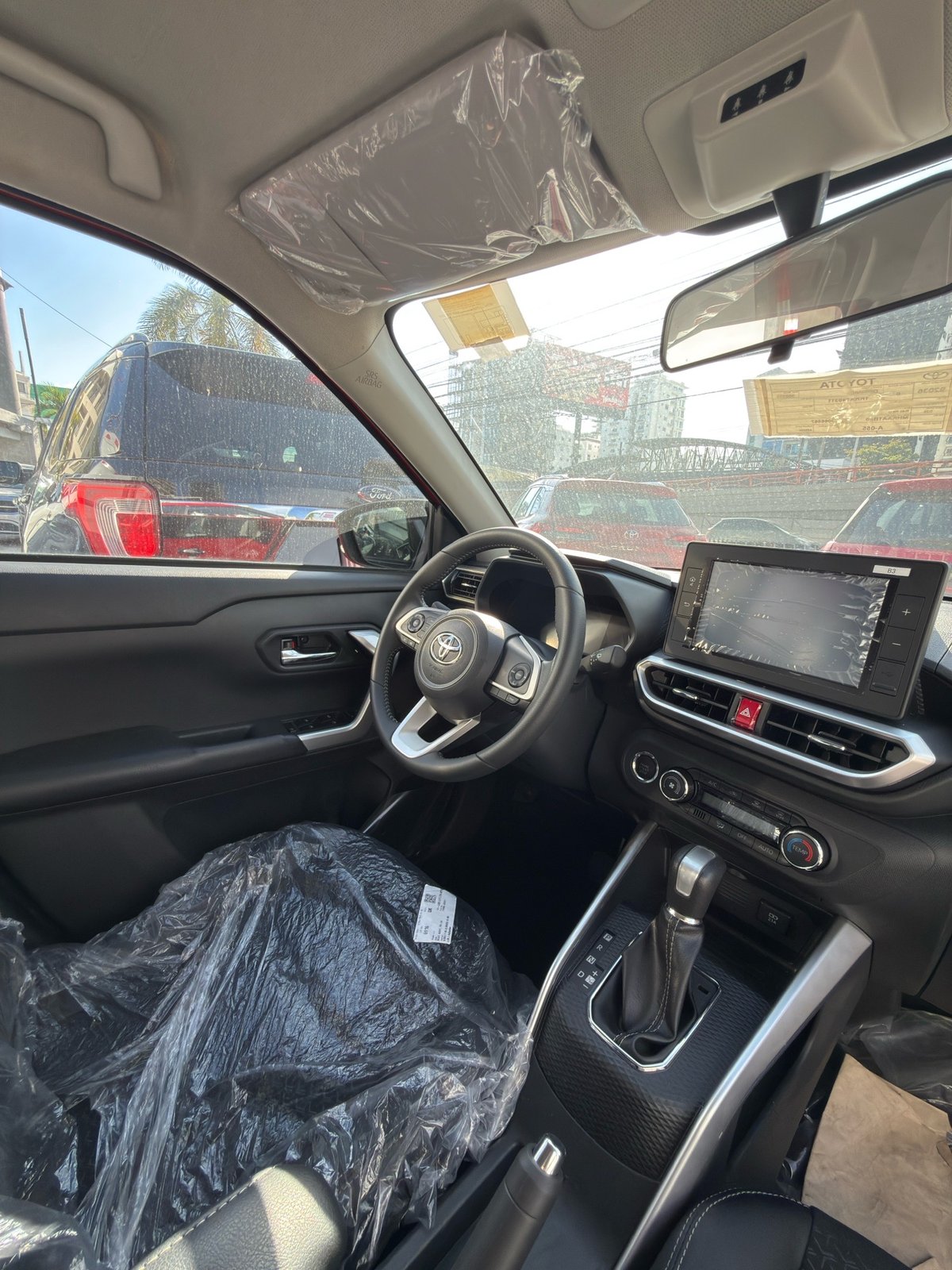 Toyota Raize Turbo 2023 - foto 7 de 7