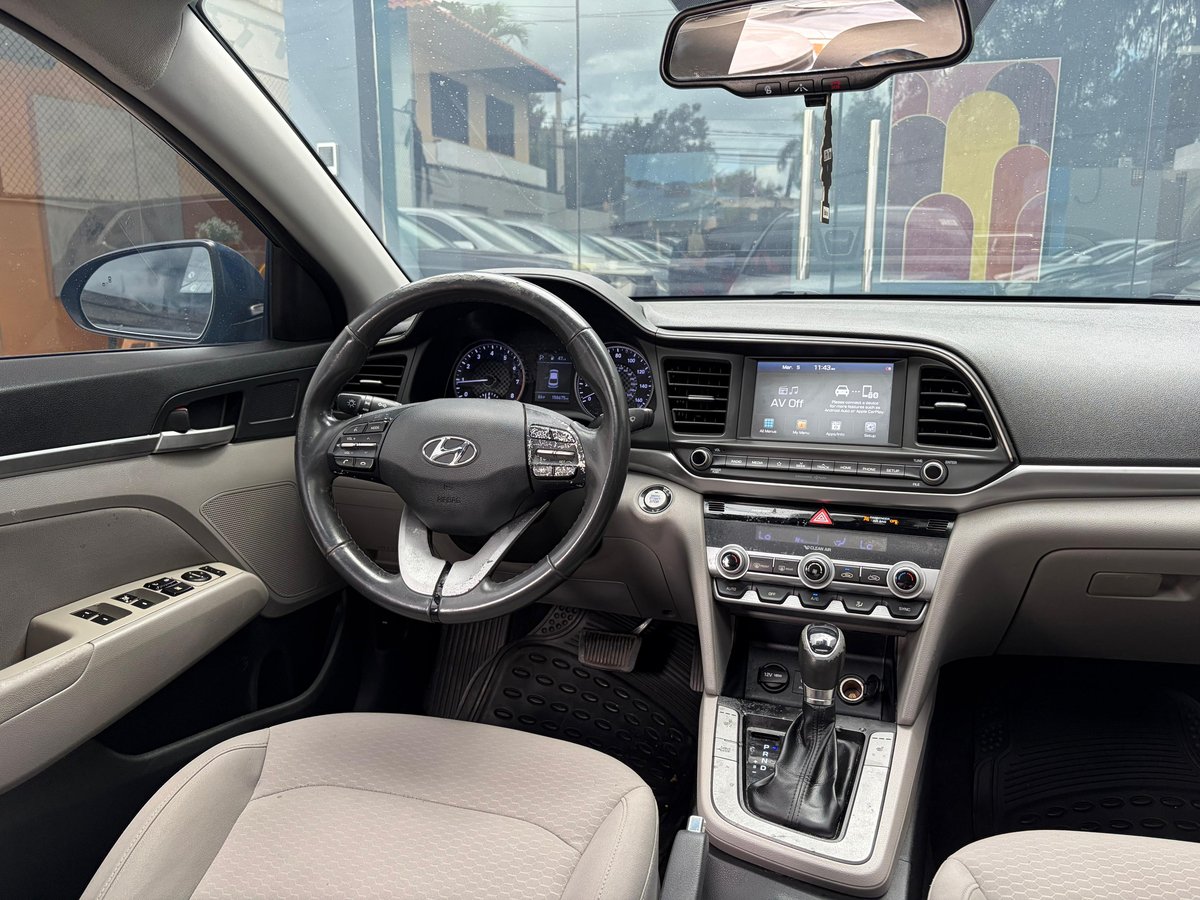 Hyundai Elantra Value Edition 2020 - foto 5 de 9
