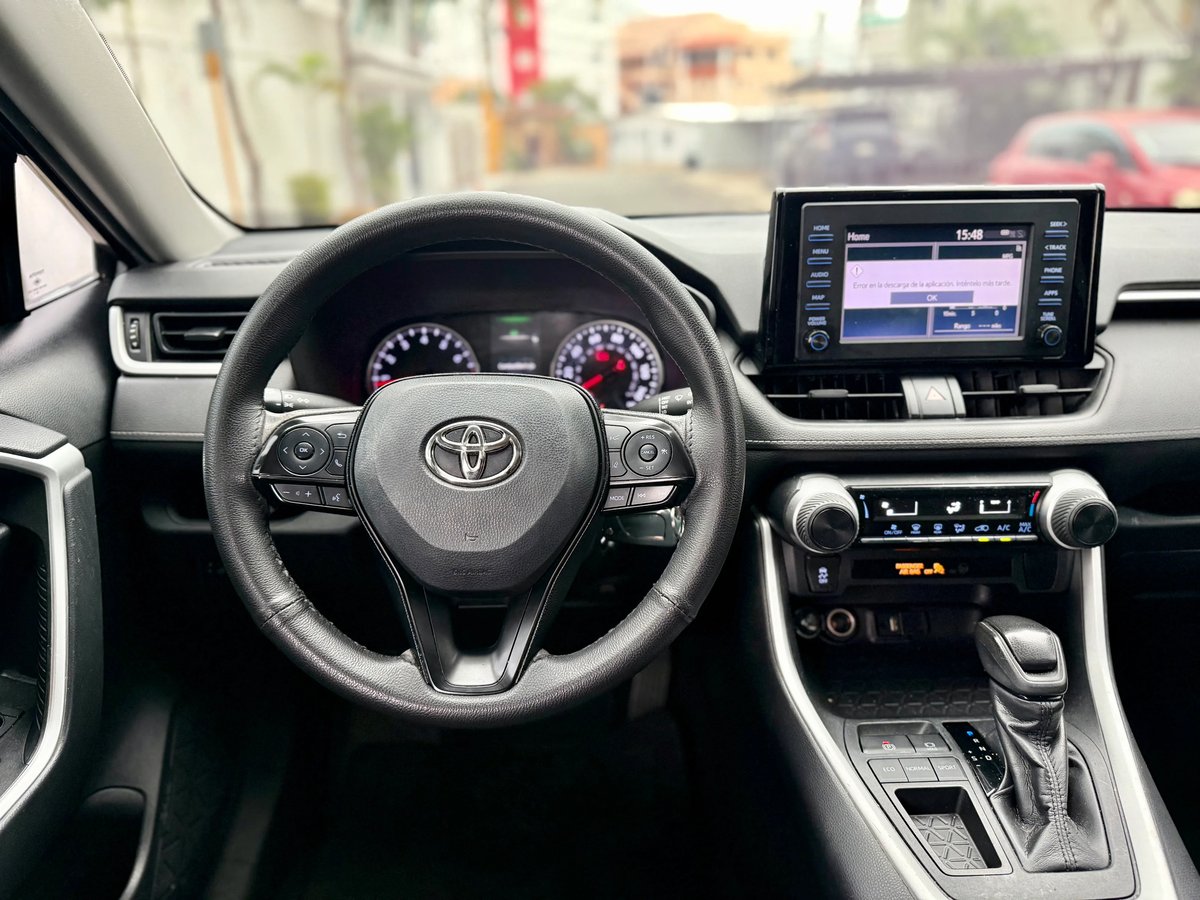 Toyota RAV4 LE 2019 - foto 10 de 10