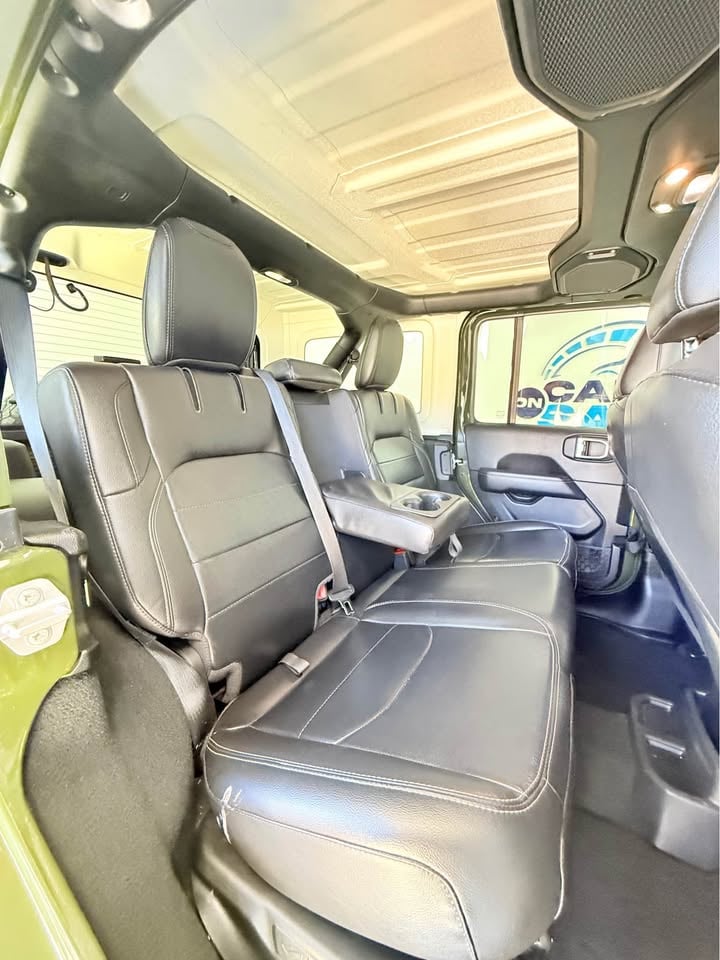 Jeep Wrangler Unlimited Sahara 4XE 2022 - foto 10 de 10