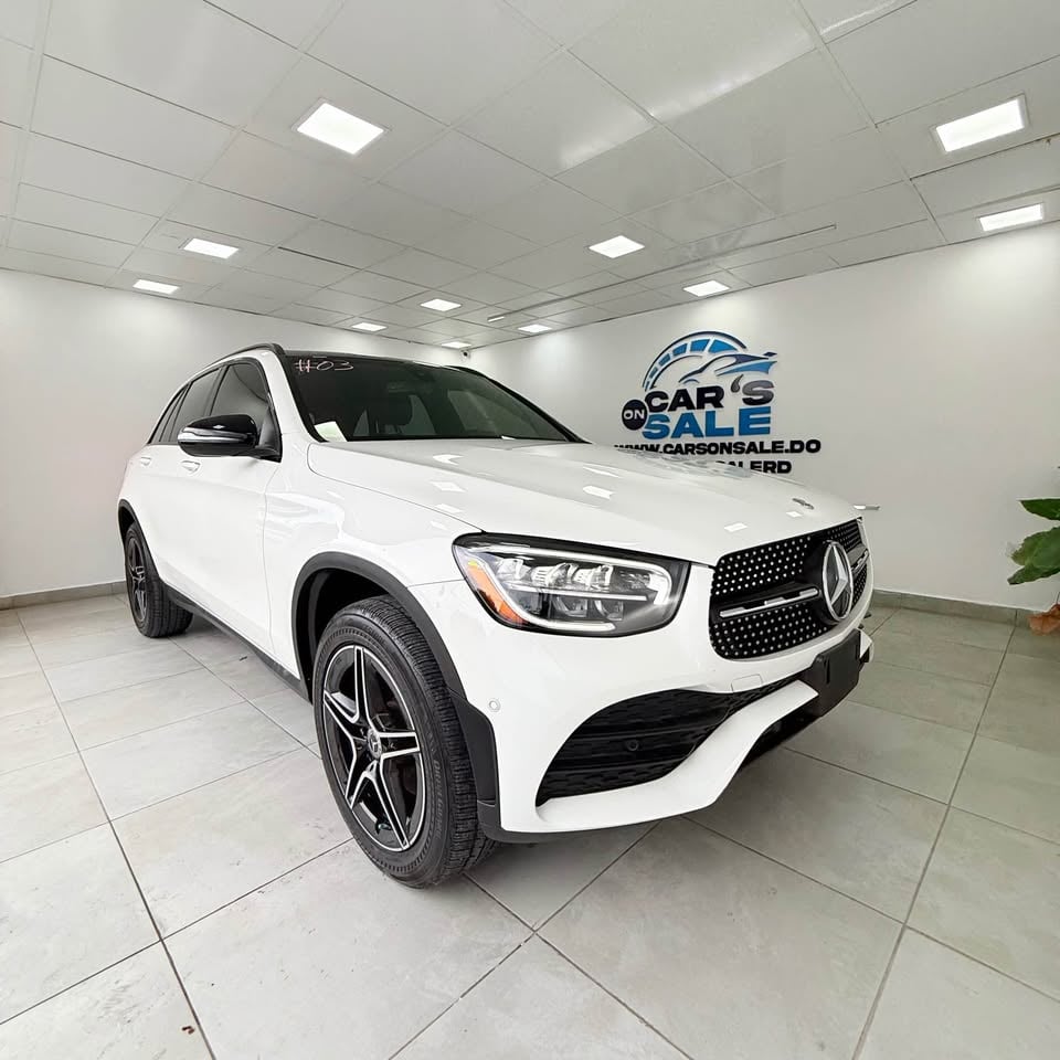 MERCEDES-BENZ GLC-Class GLC300-4M 2021 - foto 2 de 8