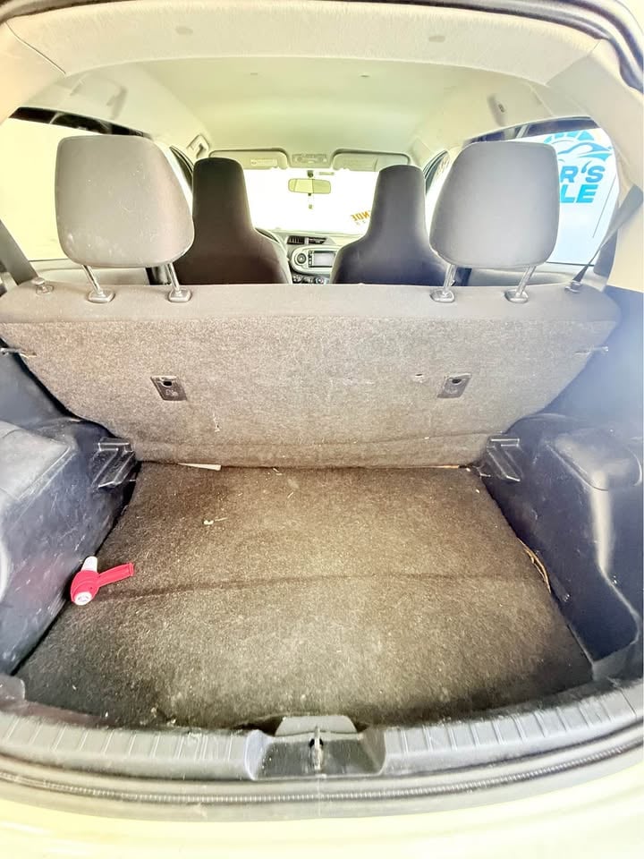 Toyota VITZ GR Sport 2012 - foto 10 de 10