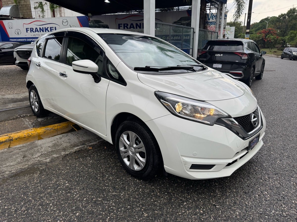 Nissan Note SV 2020 en venta - vista principal