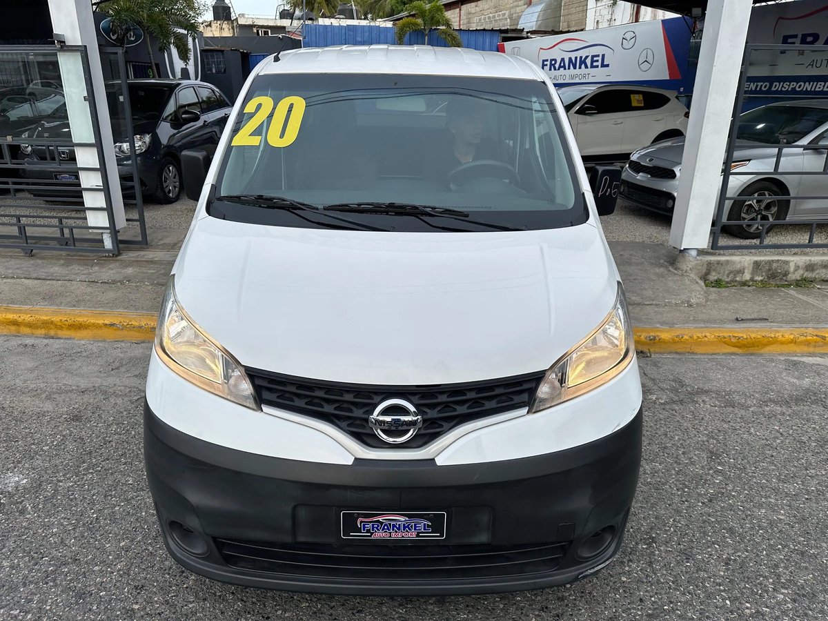 Nissan NV 200 2020 - foto 2 de 9