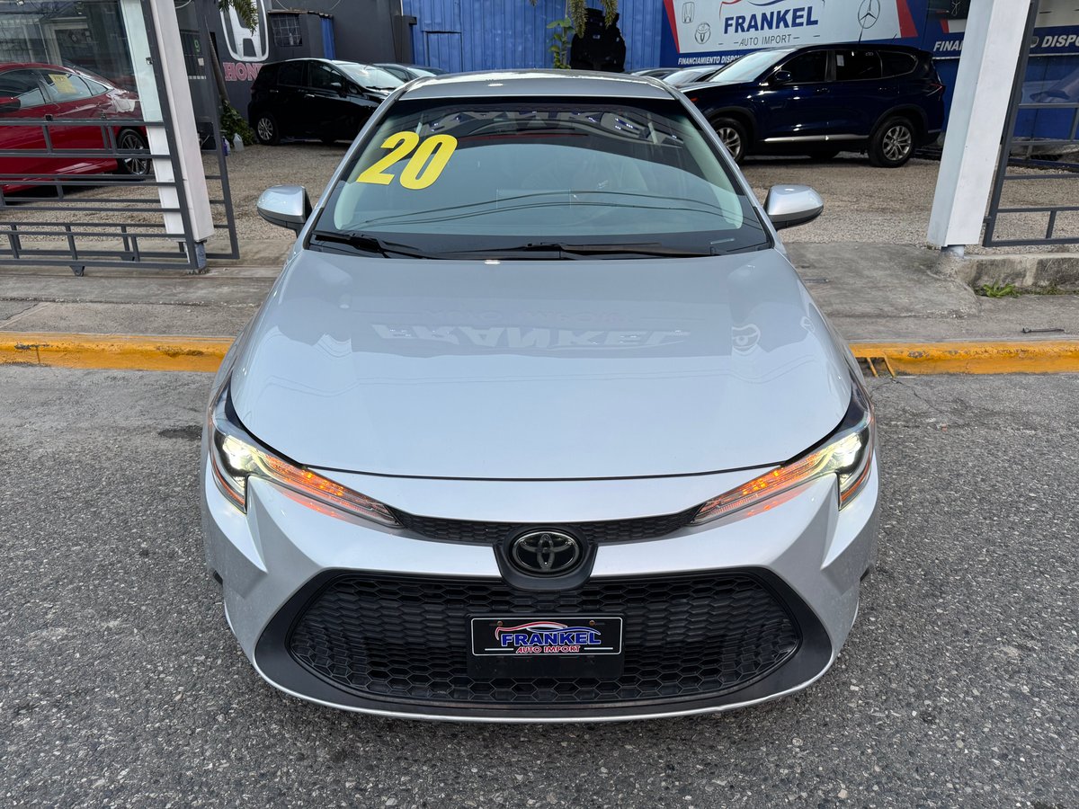 Toyota Corolla LE 2020 - foto 2 de 8