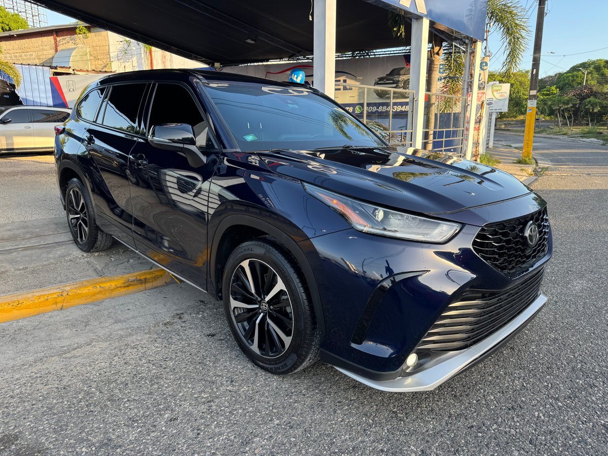Toyota Highlander XSE 2021 - foto 2 de 9