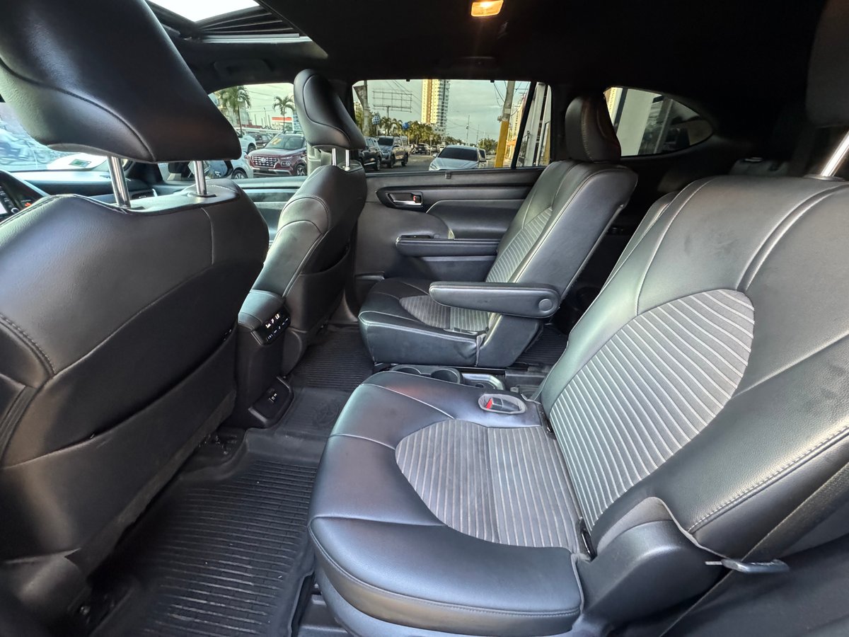 Toyota Highlander XSE 2021 - foto 9 de 9