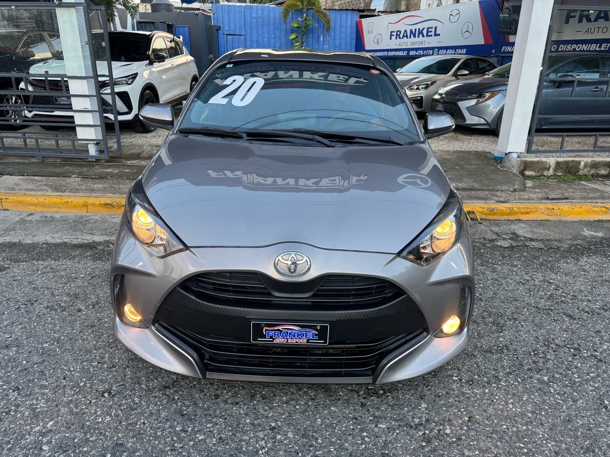 Toyota Yaris Hatchback 2020 - foto 2 de 9