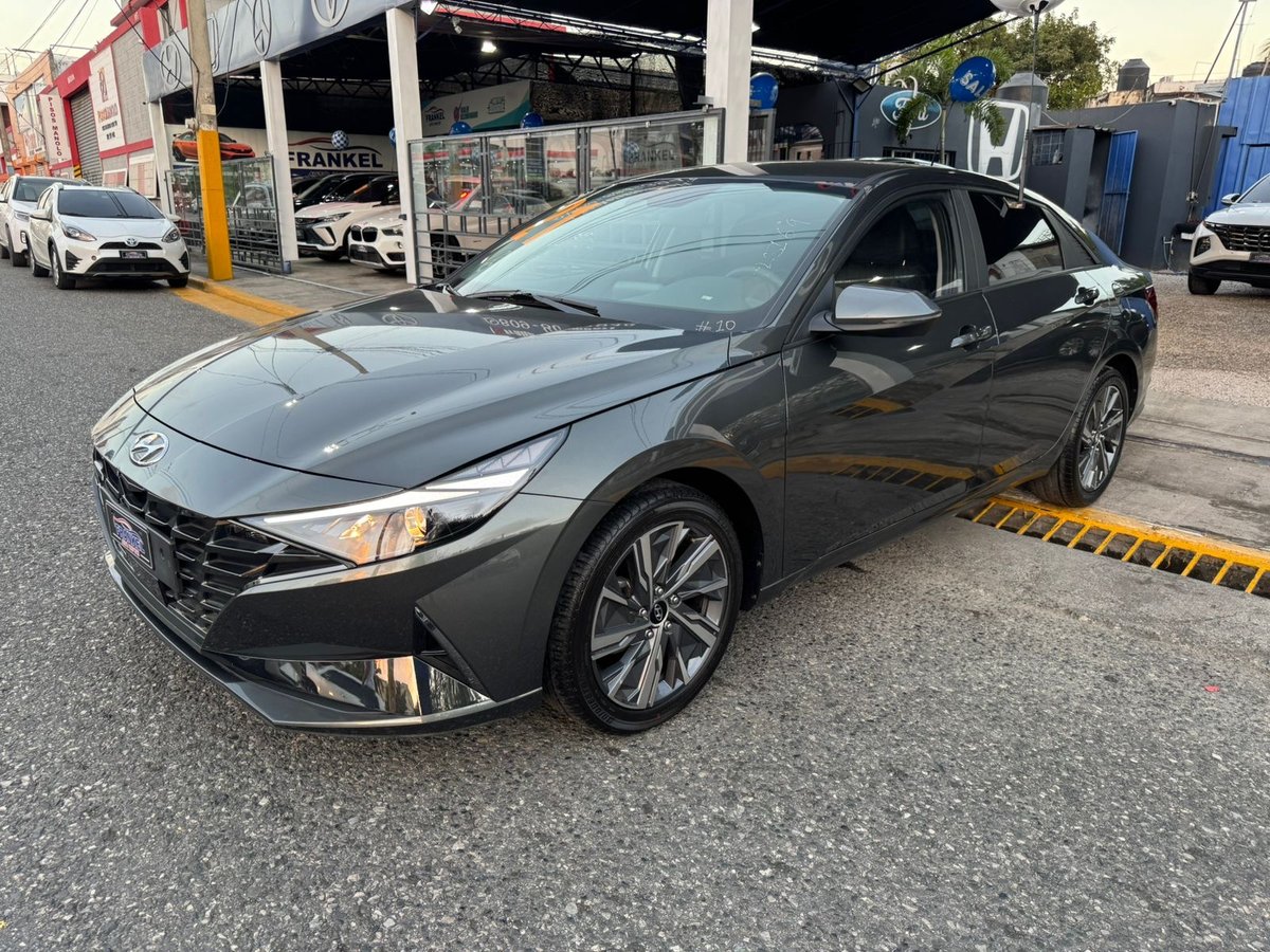 Hyundai Avante 2021 - foto 2 de 10
