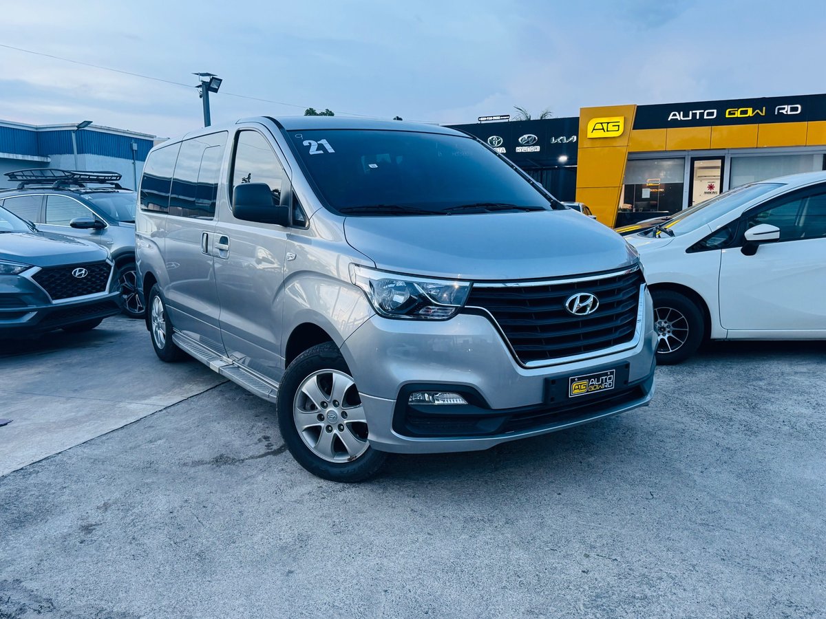Hyundai Grand Starex 2021 - foto 2 de 14