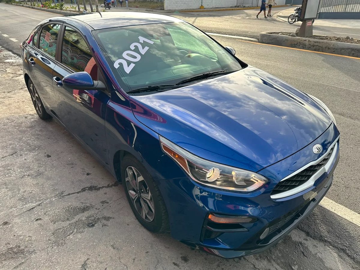 Kia Forte LXS 2021 - foto 2 de 12