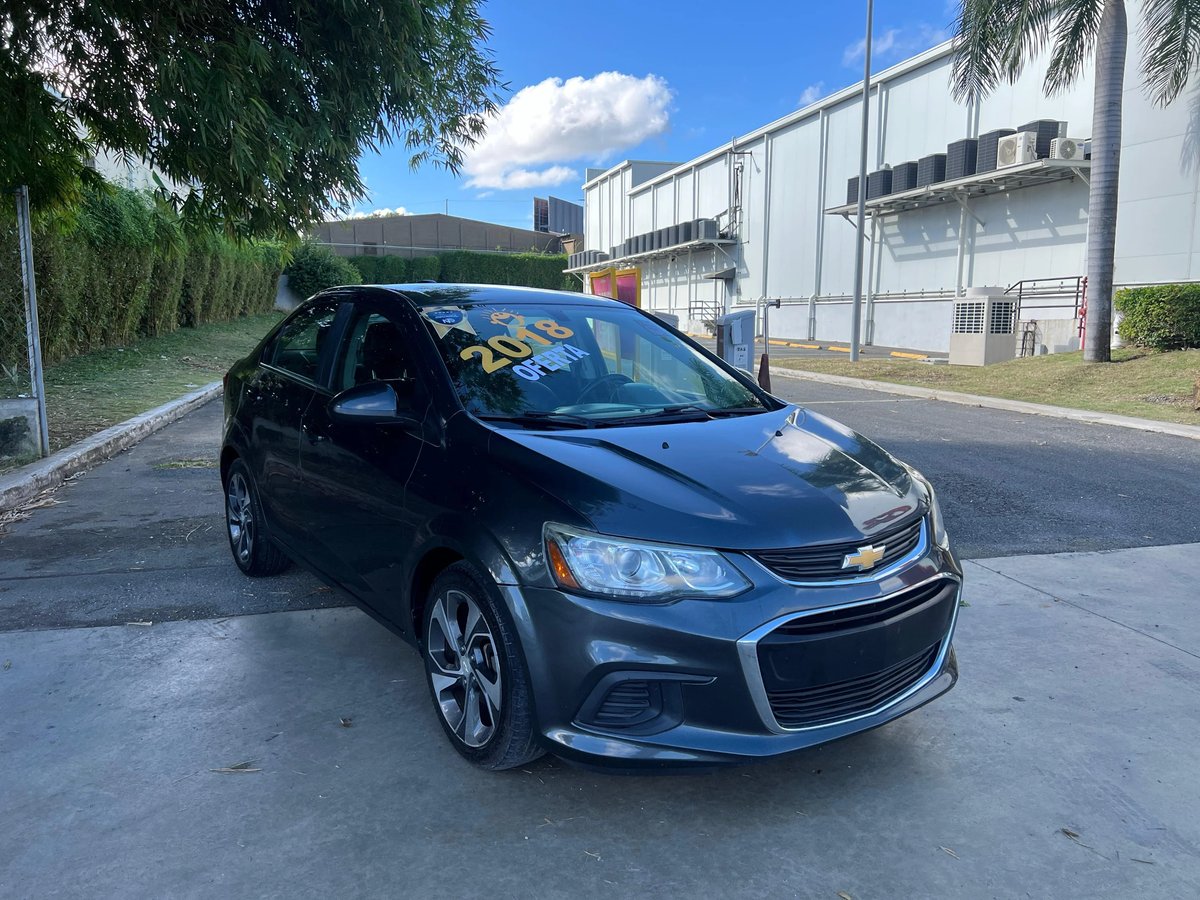 Chevrolet Sonic Premier 2018 - foto 2 de 12