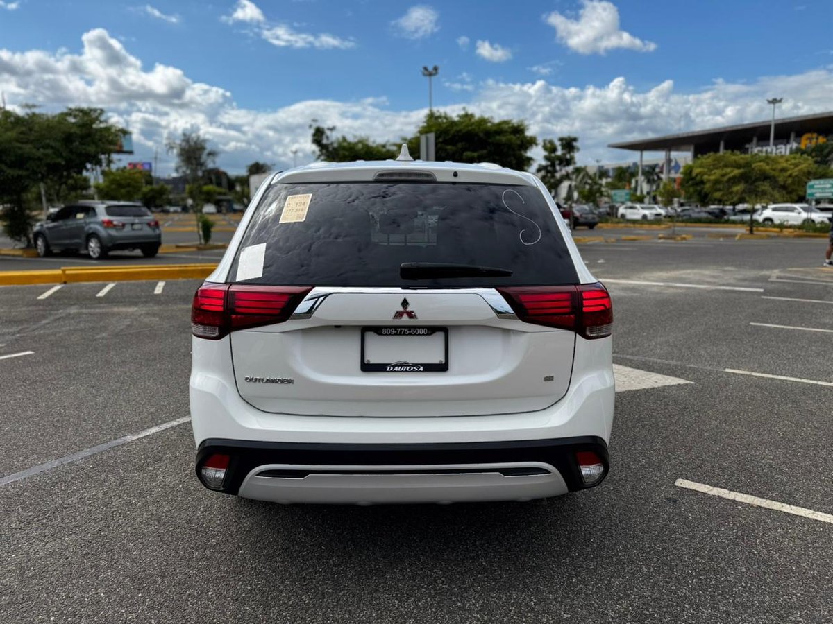 Mitsubishi Motors Outlander SE 2020 - foto 12 de 12