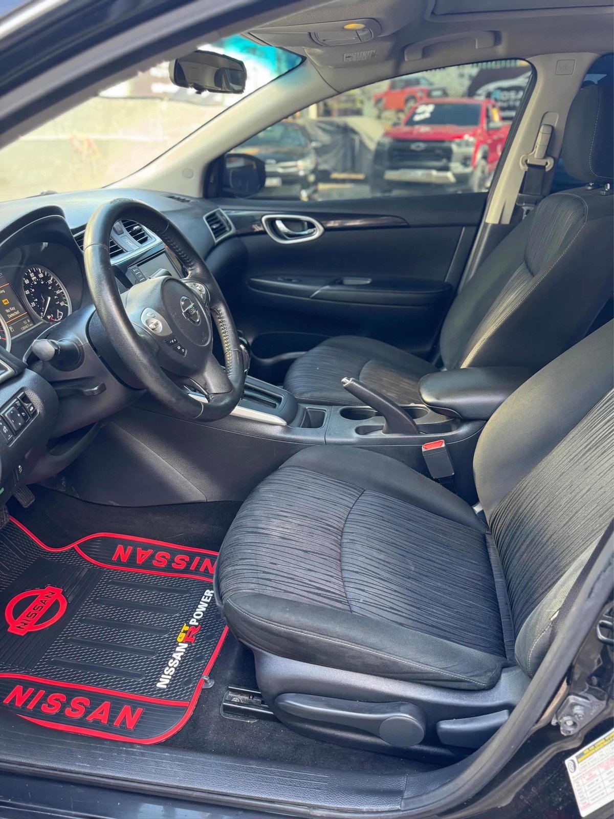 Nissan Sentra SV 2019 - foto 11 de 11