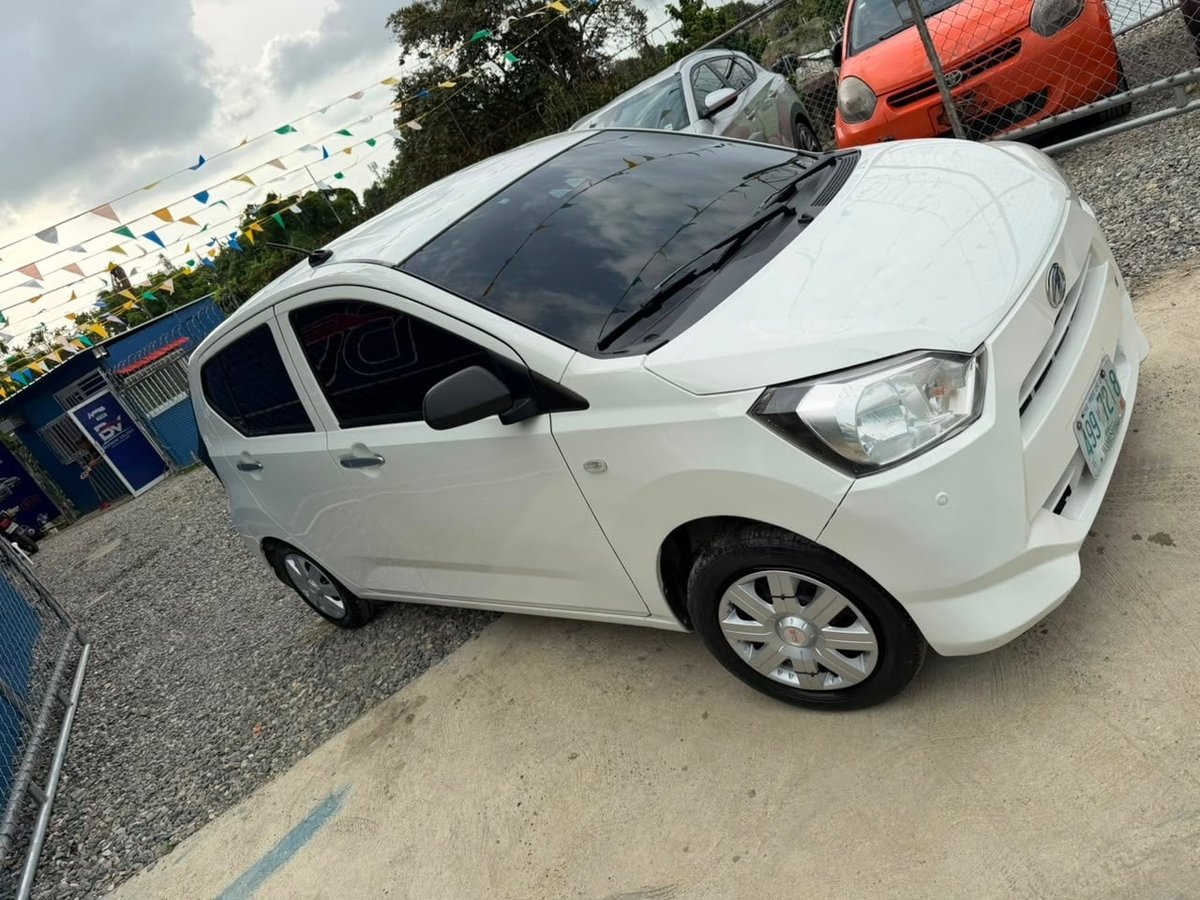 Daihatsu Mira 2018 - foto 2 de 6