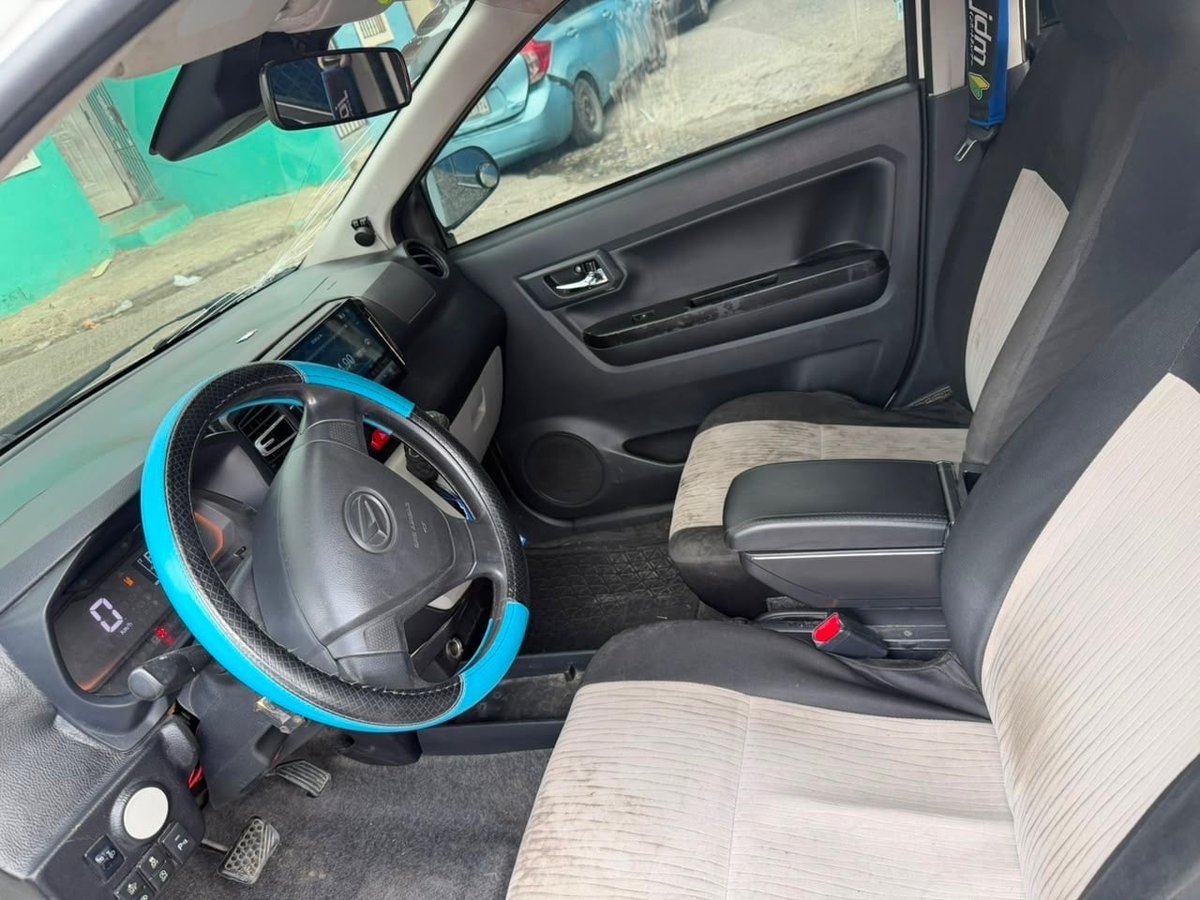 Daihatsu Mira 2018 - foto 6 de 6