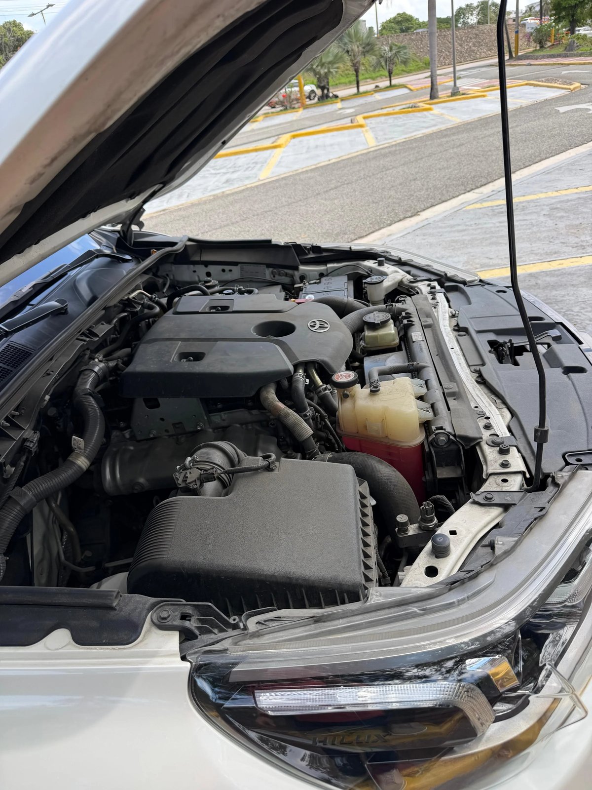 Toyota Hilux SR5 2022 - foto 17 de 17