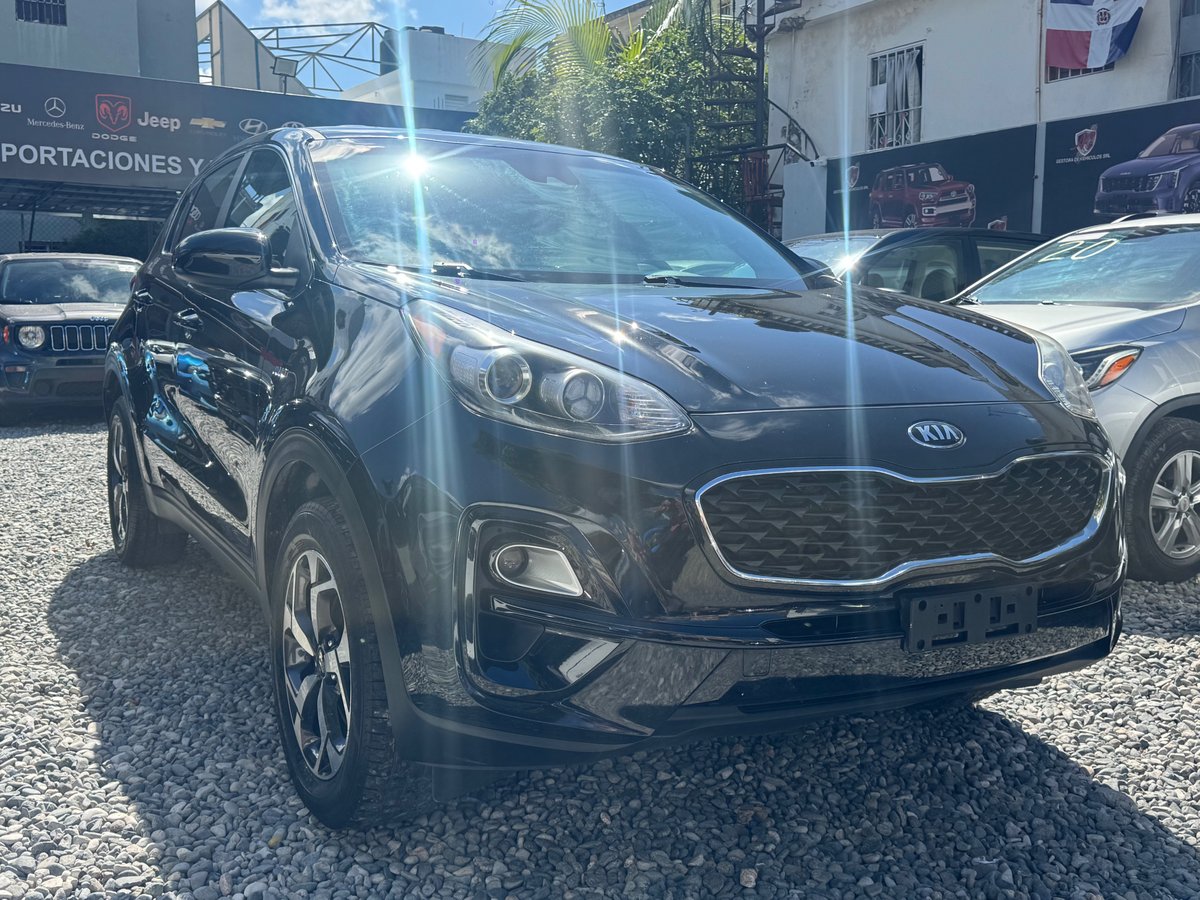 Kia Sportage LE 2021 - foto 2 de 10