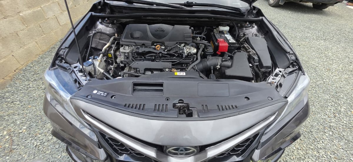 Toyota Camry SE 2021 - foto 10 de 10