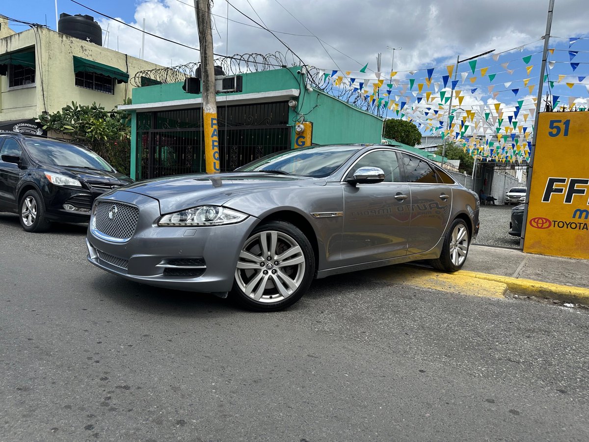 Jaguar XJ8 2011 en venta - vista principal