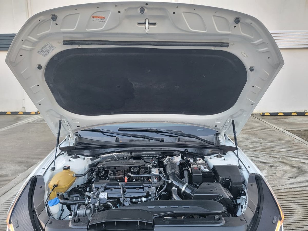 Kia K-5 2021 - foto 9 de 9